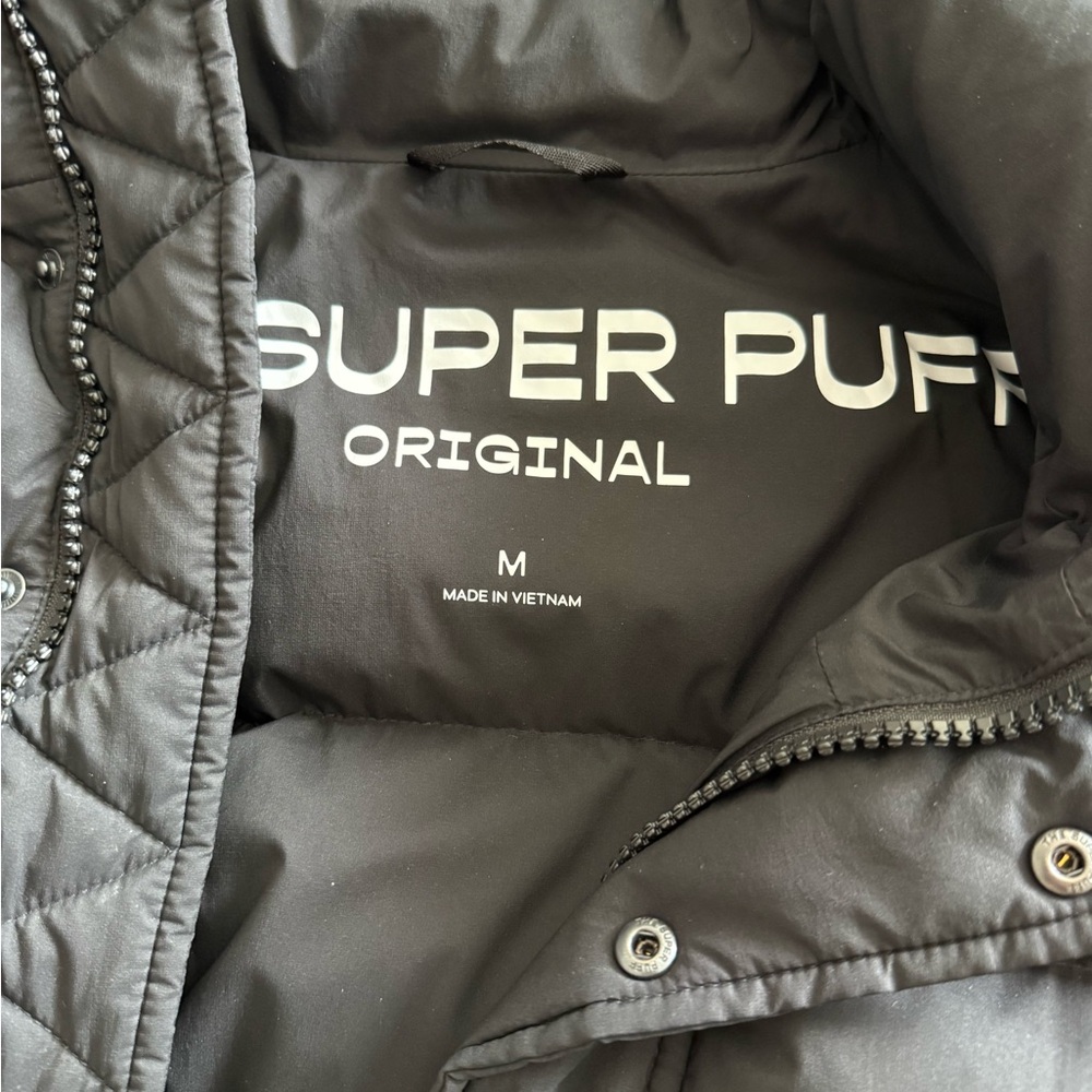 Aritzia Super Puff Jacket